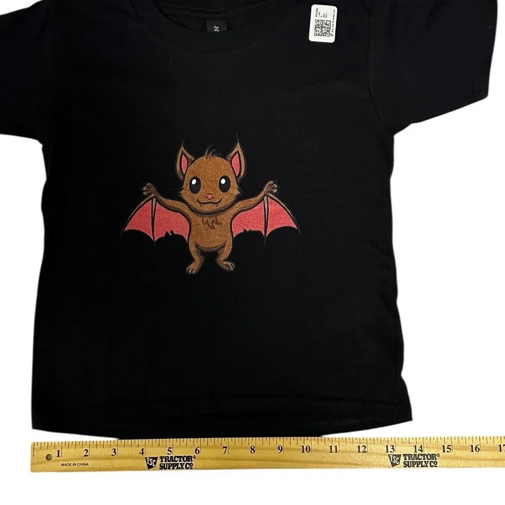 Black T-Shirt with Cute Bat Graphic Tee‎ Short Sleeve Kids Size 2